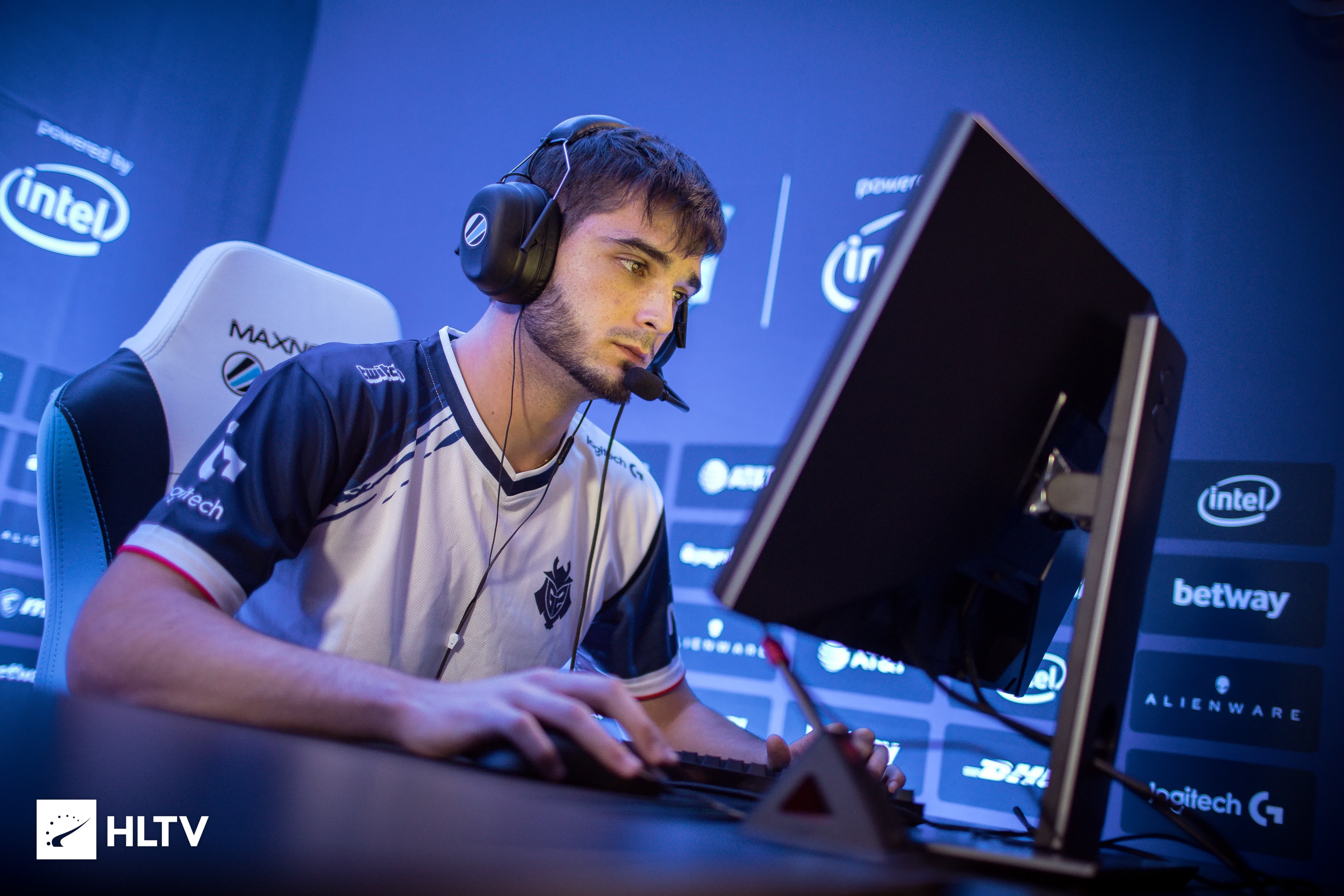 场之外的城 场之外的城