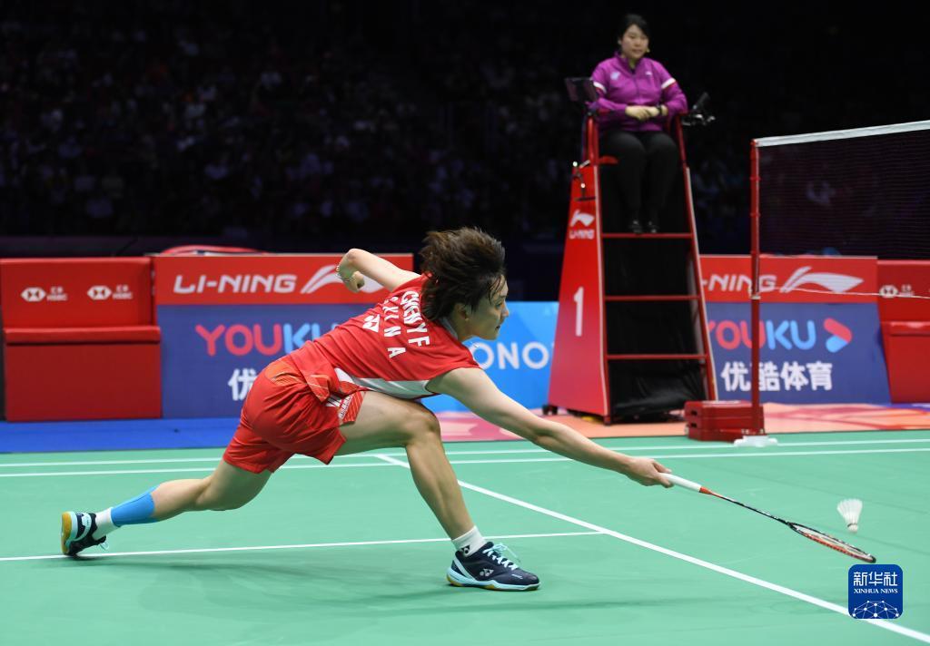 背身支点的 背身支点的